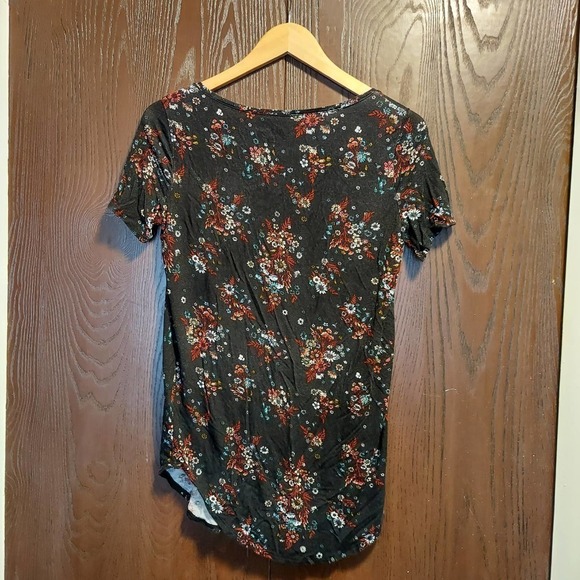 𝅺MUDD Rayon Spandex Floral Top, Size M - Picture 4 of 5